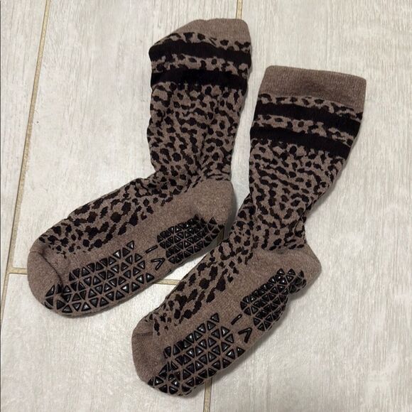 Tavi leopard grip socks - Picture 1 of 2